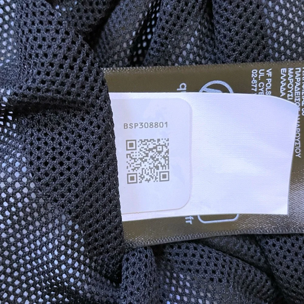 The North Face Women’s Plus City Breeze Black Jacket - Picture 7 of 8
